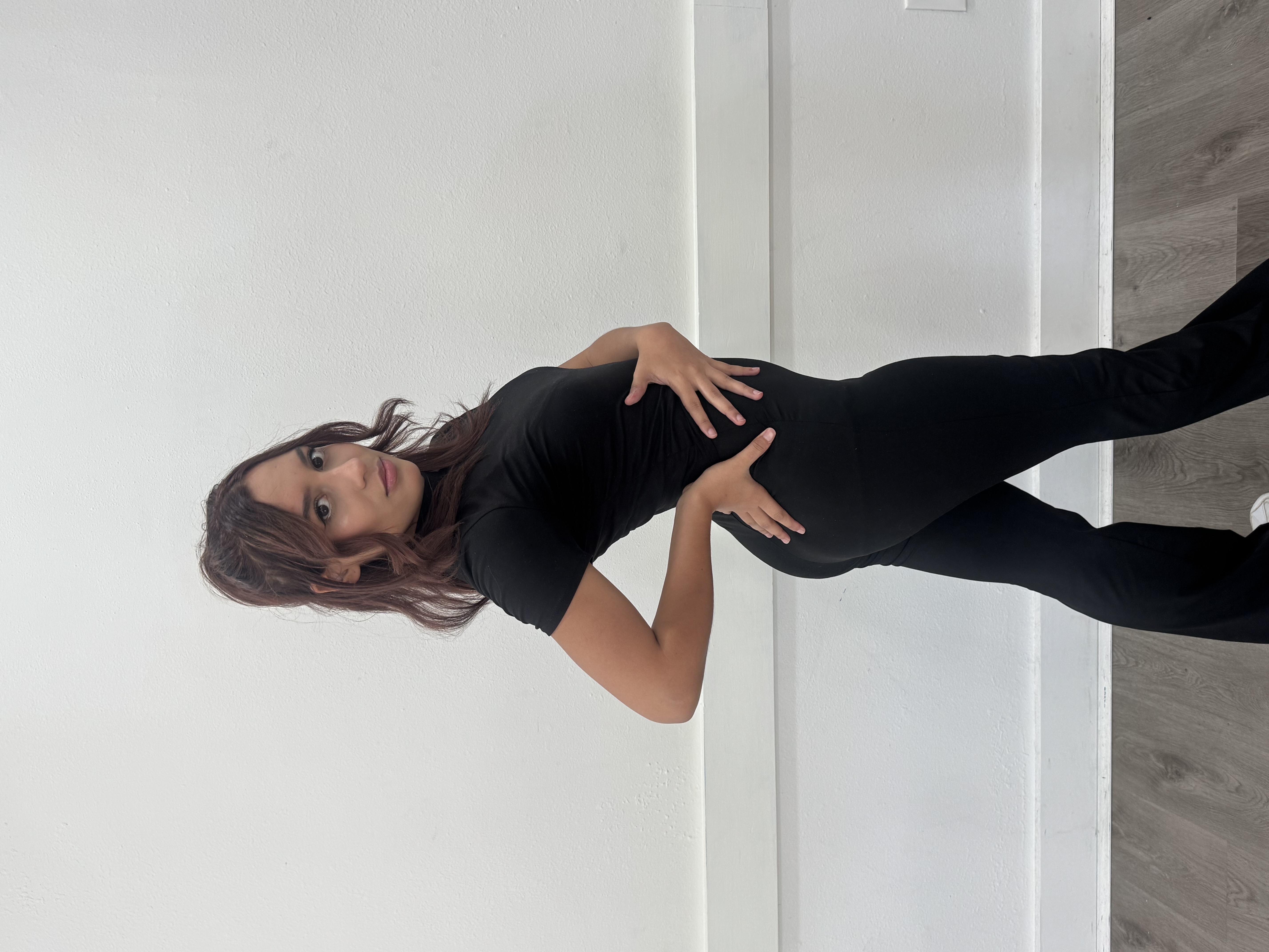 Portrait of Reggaeton and Hip-Hop instructor Stephany Francalancia.